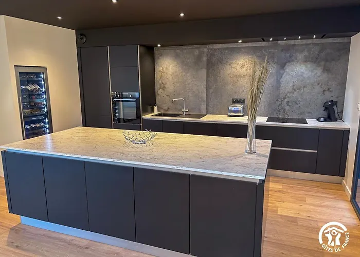 Des Oliviers Casa de Férias Flavin